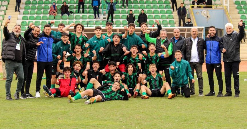 Kocaelispor U17 yarı finalde