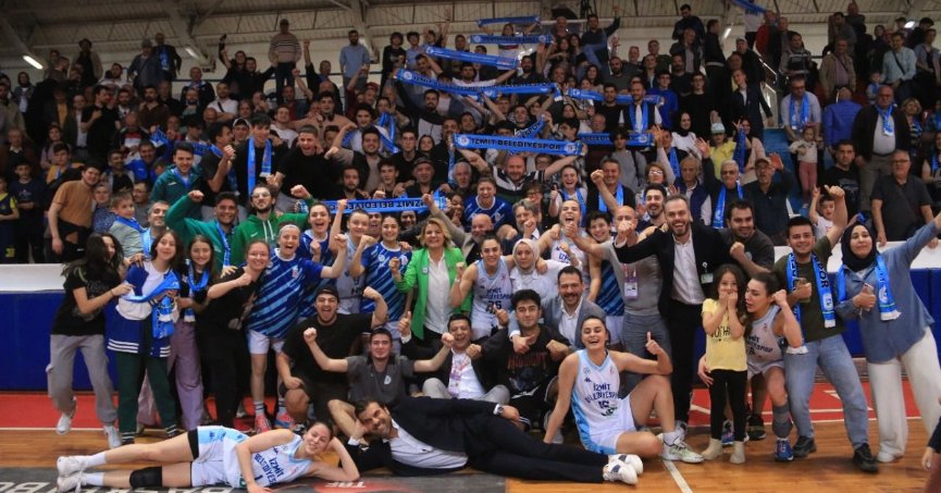 İzmit Belediyespor finalde