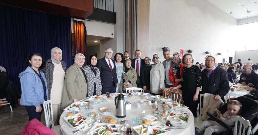 Ebeler ve Hemşireler Haftası kutlandı