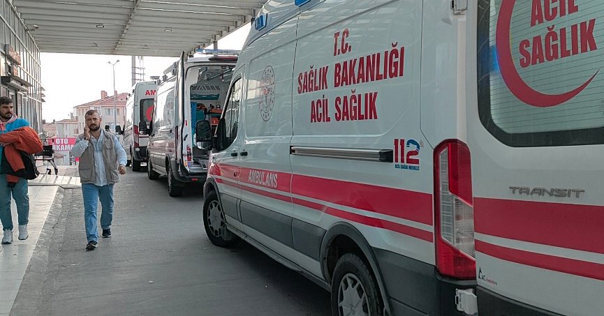 Salıncaktan düşen çocuk yaralandı