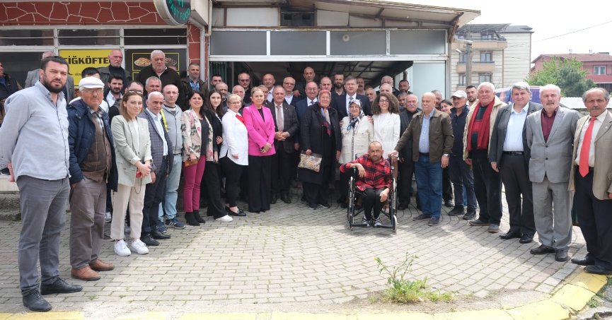 Yıldızlı’ya Artvinli  başkanlardan destek