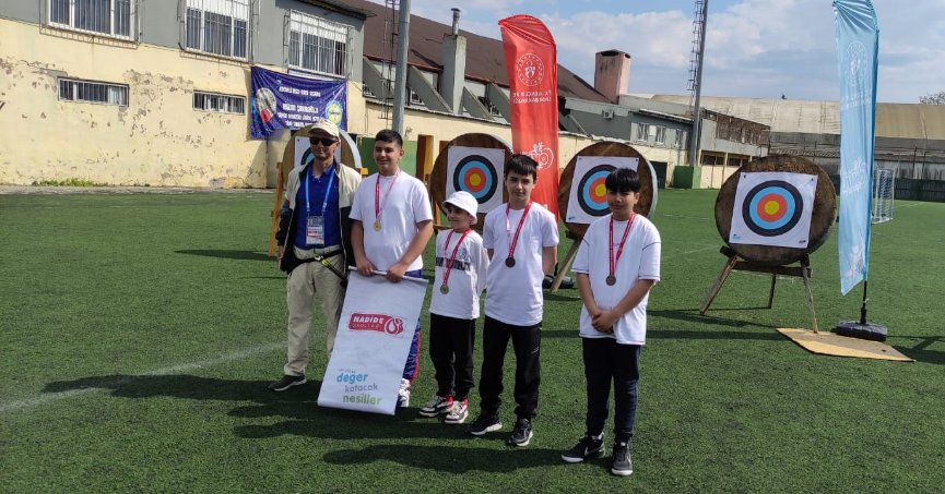 KOSHADOS 9 madalya kazandı