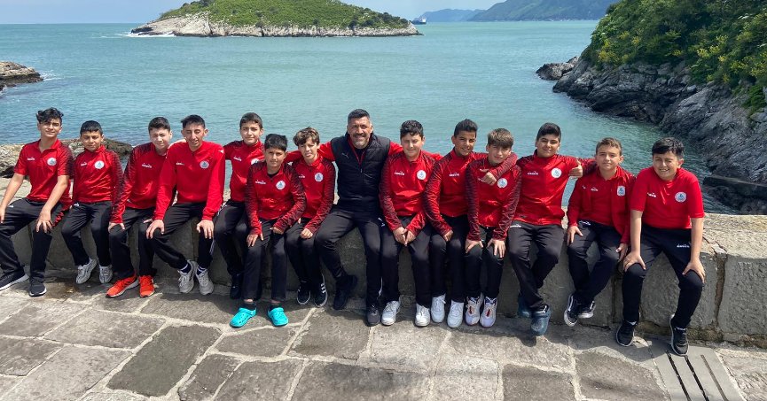 Körfezli voleybolcular başarılı oldu