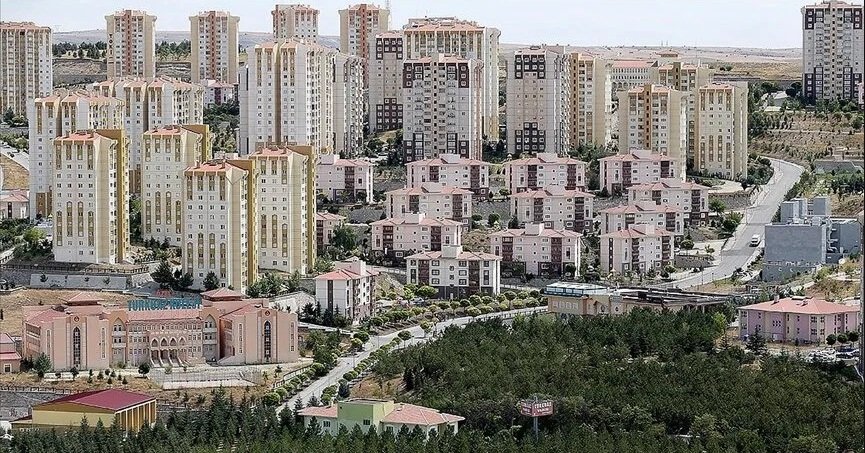 Nisan’da gayrimenkul  satışı, Mart’a göre azaldı