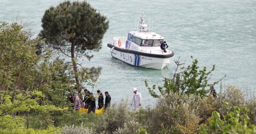 Denizde erkek cesedi bulundu
