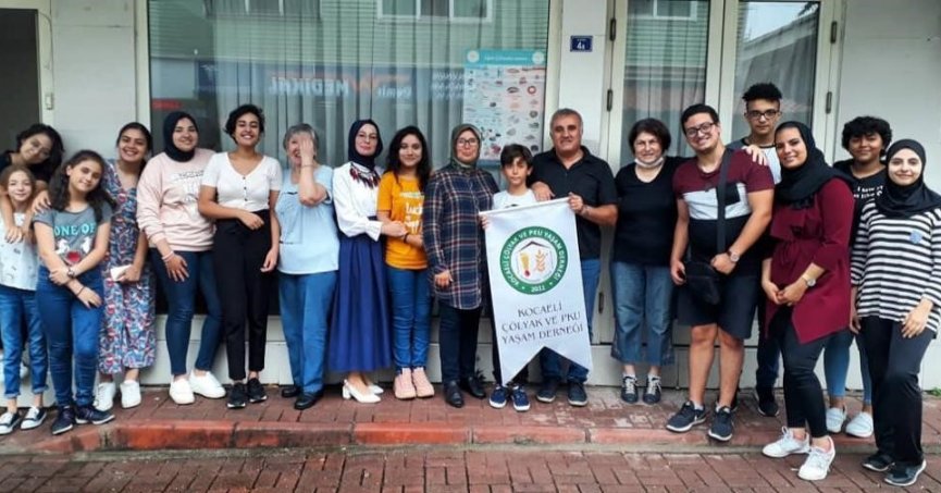 Depremzede çölyak hastalarını unutmadılar