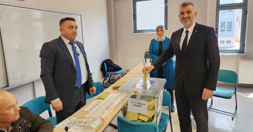 ‘Seçimlerin hayırlı olmasını diliyorum’