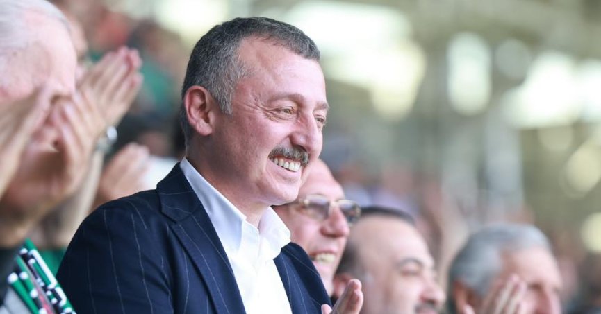 Tahir başkan kutladı