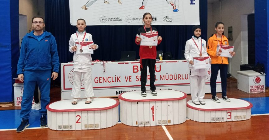Leyla Nur Bölge Finalleri Şampiyonu oldu