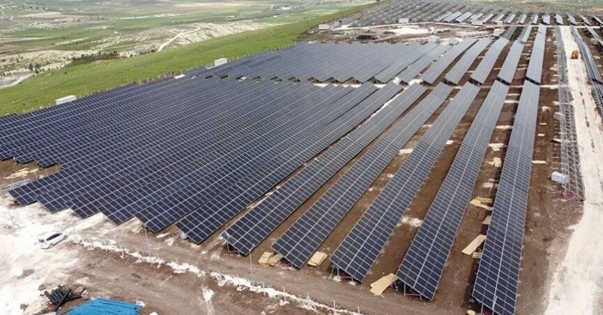 Güneş enerjisi kurulu gücümüz 10 bin megavatı sınırını geçti