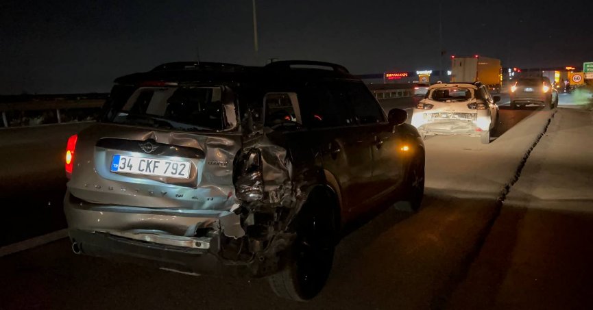 Anadolu Otoyolu’nda 7 araç birbirine girdi