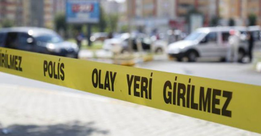 Gölcük'te önce eşinin kafasına sonra kendi kafasına sıktı