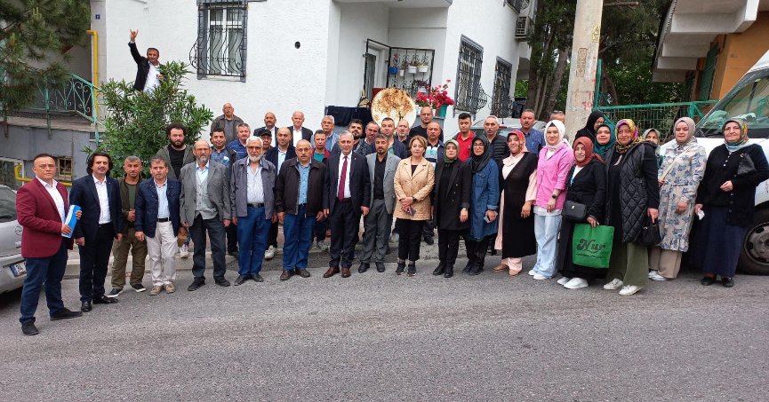 AK Parti, sandıklara koştu