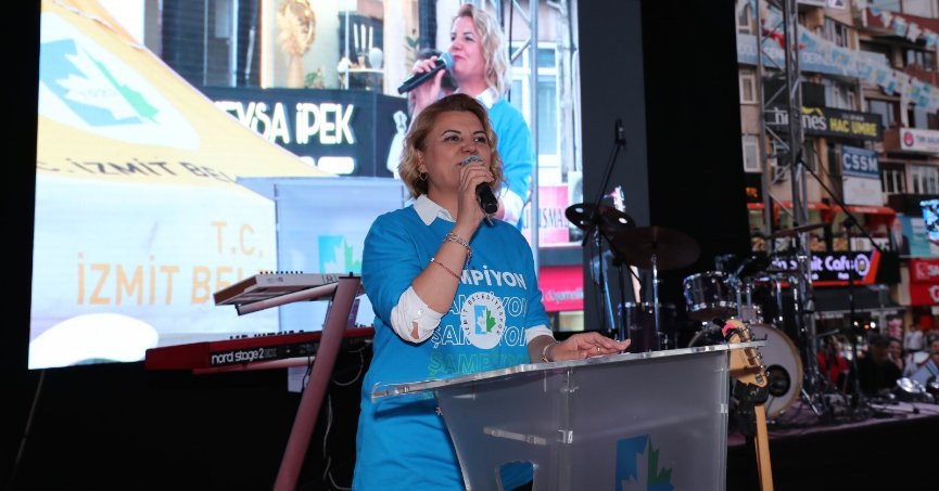 Hürriyet’ten Belediye Derincespor’a destek mesajı