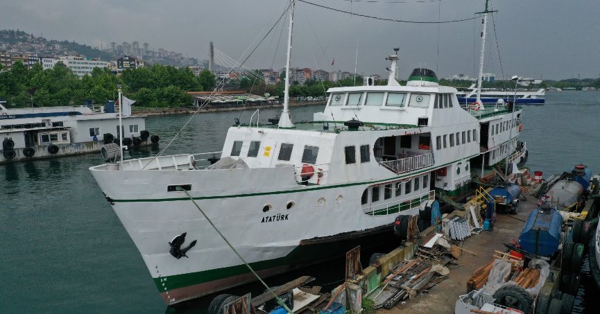 Atatürk Vapuru bakıma alındı