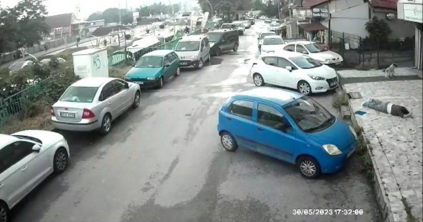 Cam silerken düşerek hayatını kaybetti