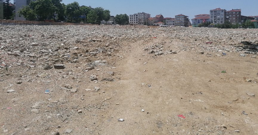 Yeni binaların yapımı bekleniyor