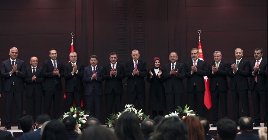 Yeni kabinenin ekonomi  kurmayları belli oldu