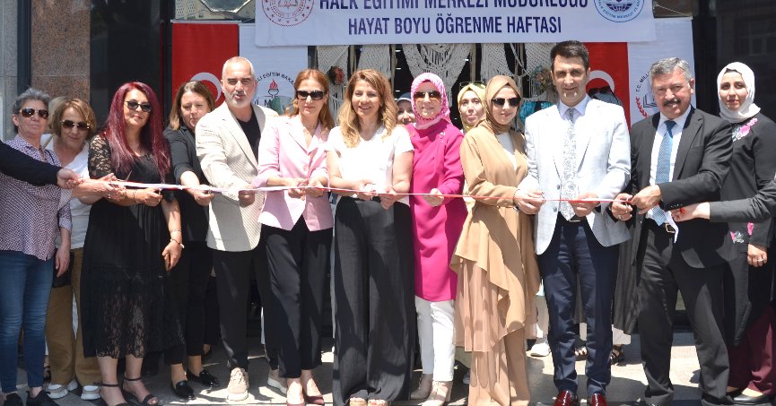 Hayat Boyu Öğrenme  Şenliği Sergisi açıldı