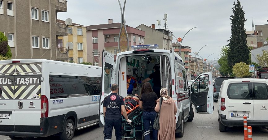 Otomobilin çarptığı yaya yaralandı