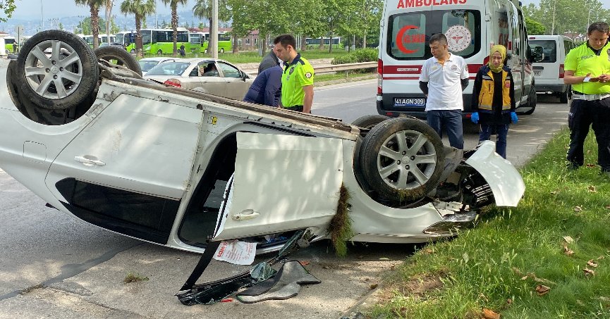 Takla atan otomobilden burnu bile kanamadan çıktı
