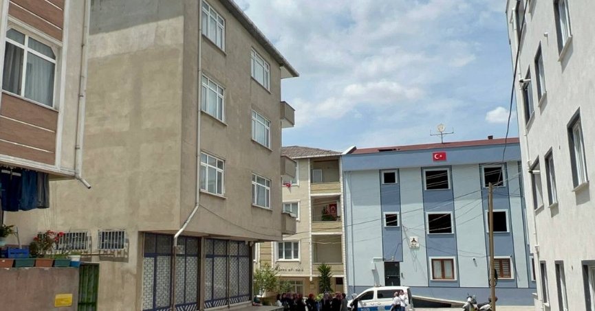 Cam silerken 4. kattan düşen kadın öldü