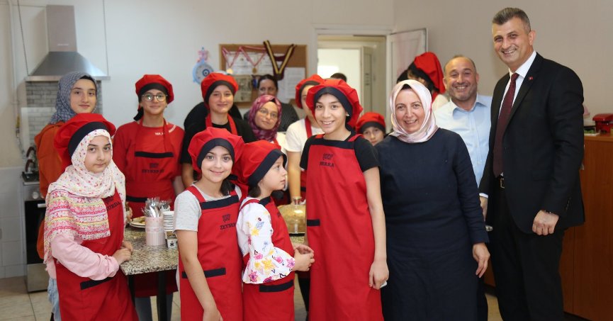 GÖLMEK’ten gençlere yönelik pastacılık kursu