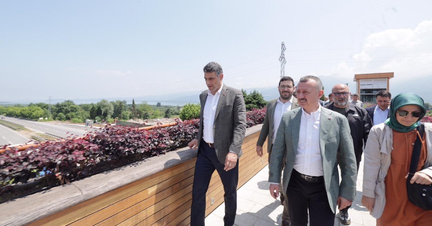 Büyükakın’dan üst geçitlerde inceleme