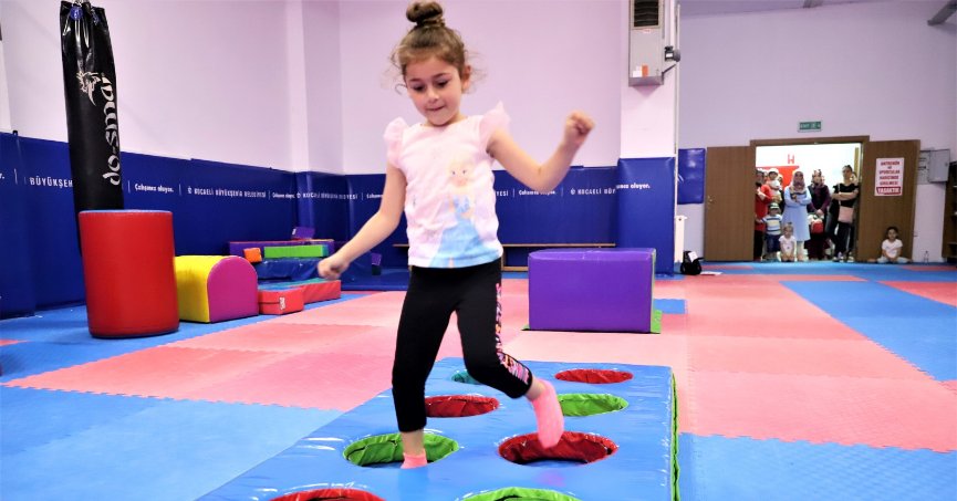 Darıca'da çocuklar eğleniyor