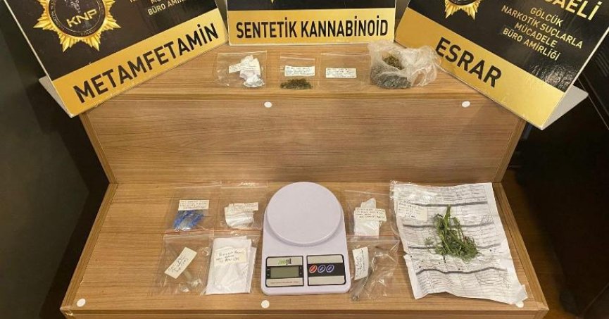 Uyuşturucu operasyonlarında 4 şüpheli tutuklandı