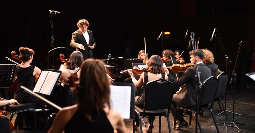 KSO Oda Orkestrası  konseriyle büyüledi