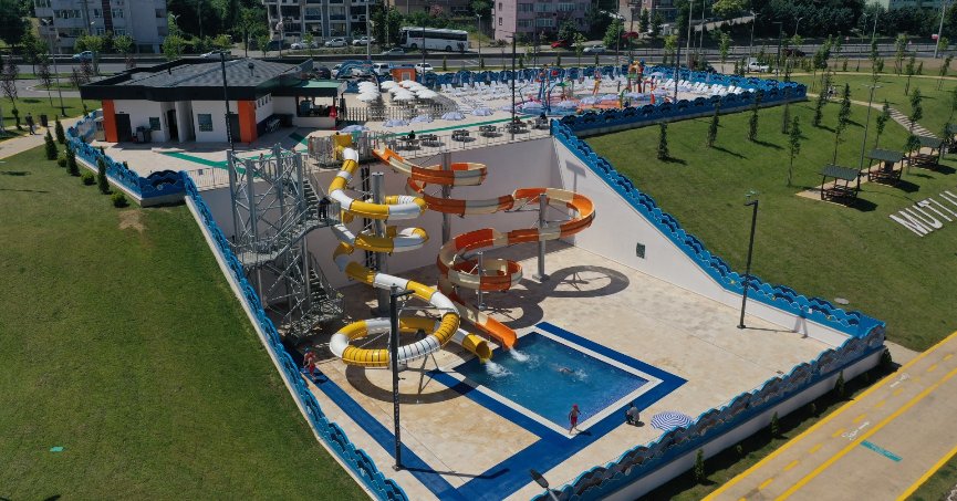 Çift kaydıraklı aquapark açıldı