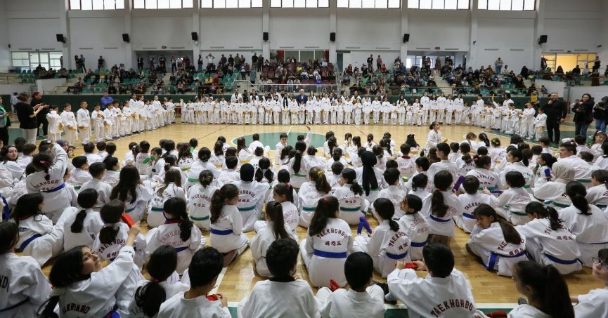 Tekvandocular şov yaptı