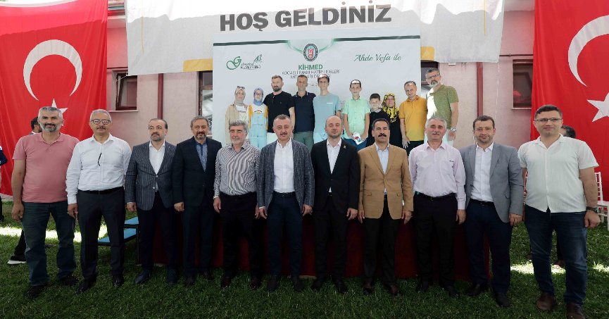 Büyükakın, KİHMED  Mezunlar Günü’ne katıldı