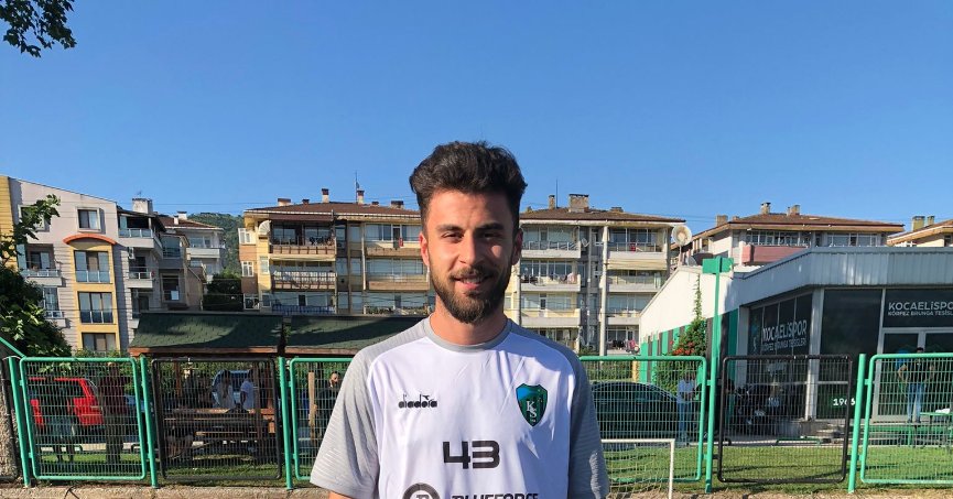 Onur Öztonga kalmak istiyor