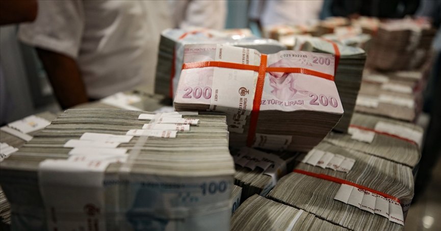 Türk lirasıyla dış ticaret hacmi  ilk yarıda 349,5 milyar lirayı buldu