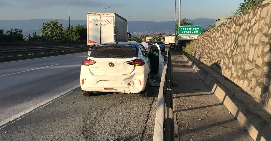 Polisten kaçan araç kazaya sebep oldu: 2 yaralı