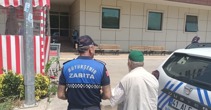 Zabıtadan görme engelli  Necdet amcaya yardım eli