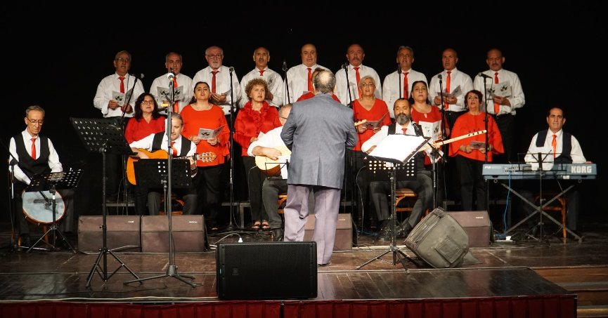 Aşık Veysel, türküleriyle Gölcük’te anıldı