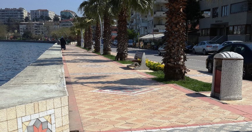 Sahildeki bank eksikliği giderilmeli