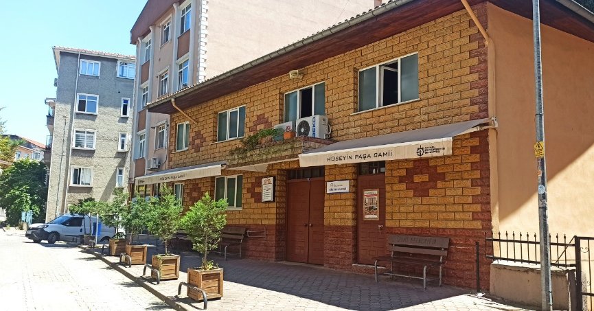 Yıllardır tarihe tanıklık ediyor