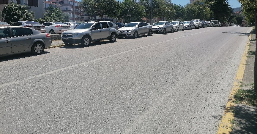 Donanma Caddesi’ne genişletme isteniyor