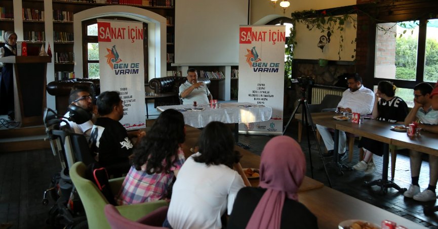 Özel gereksinimli bireyler   Şair Kılıçarslan’ı dinledi