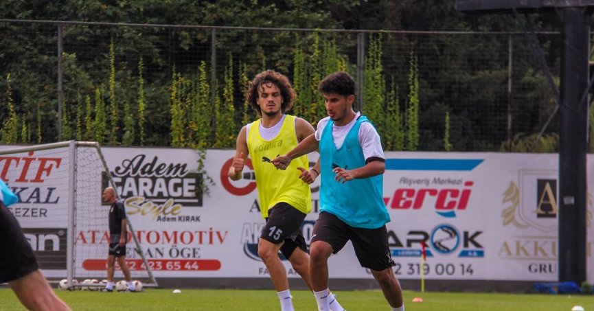 Belediye Derincespor'da çalışmalar sürüyor