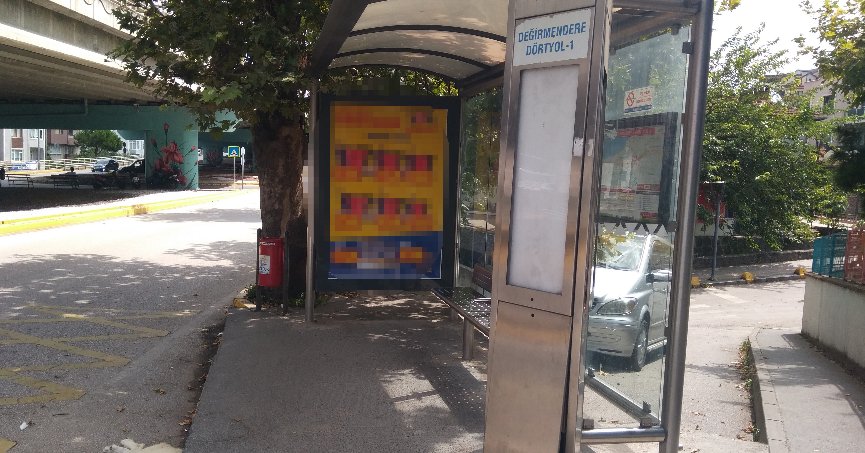 Duraktaki kapaklara bakım gerekli