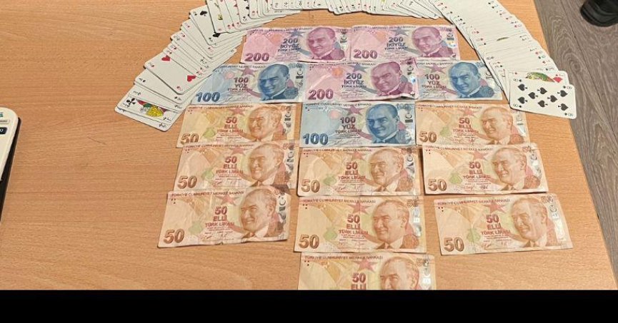 Kumar oynayan 3 kişiye para cezası verildi