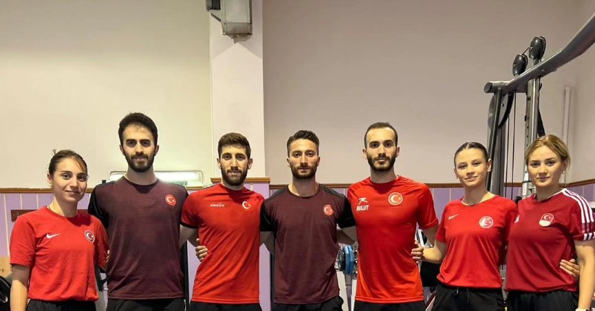 Karatecilerimiz Macaristan yolcusu 