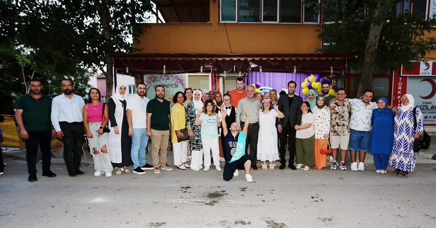 Özel bireyler ülkemizi temsil edecek