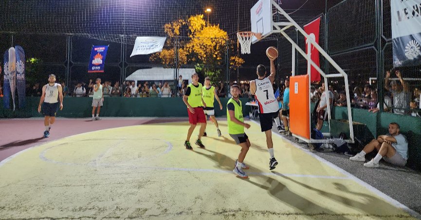 Sokak Basketbolu Turnuvası tamamlandı