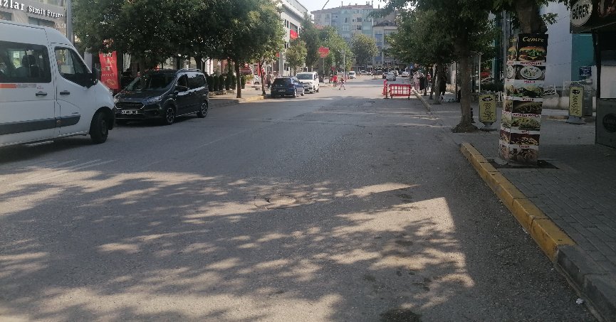 Donanma Caddesi’ne ATM’ler konulmalı